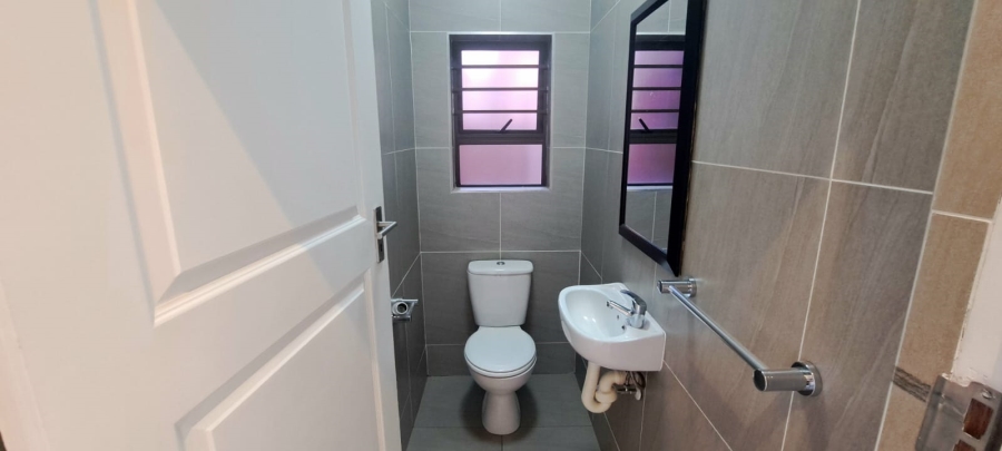 3 Bedroom Property for Sale in Wild Olive Estate Free State